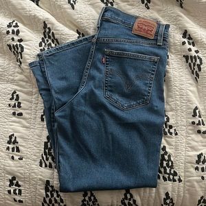 Levi’s Ribcage Straight Ankle Jean